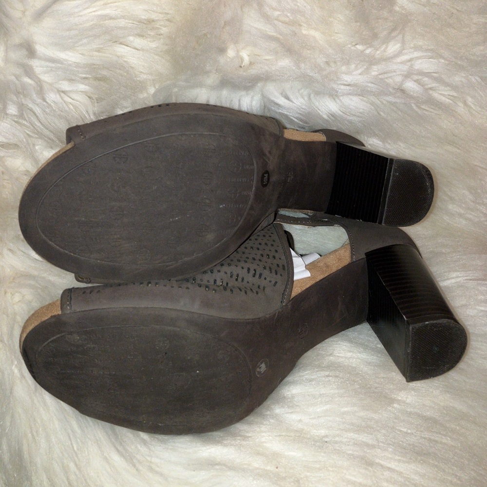 Giani Bernini Jaccee Memory-Foam Perforated Shooties Comfort Sandals - Picture 9 of 10